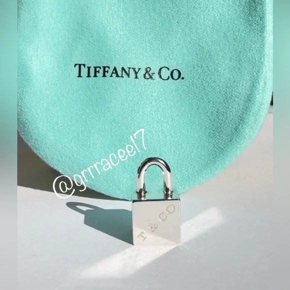 AUTH RARE vintage Tiffany & Co. 1837 cube charm/pendant✨ - Picture 8 of 16